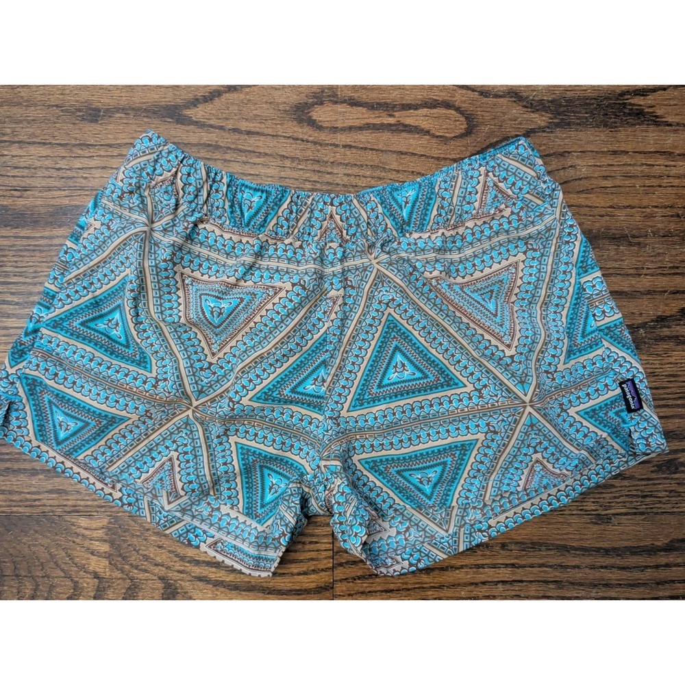 Patagonia Shorts Women's S Barely Baggies Aztec Print Geometric Triangles